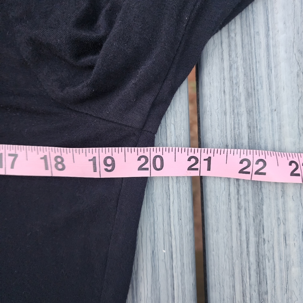 L Ruffle black Romantic top - Picture 7 of 9